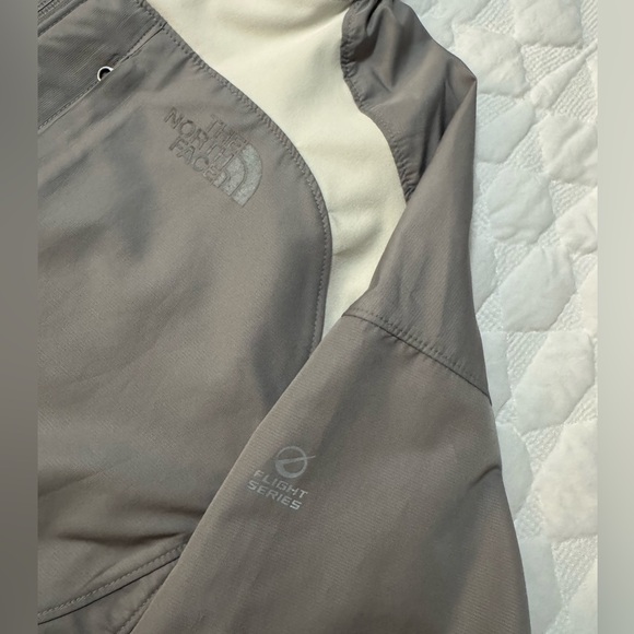 The North Face - Picture 3 of 9